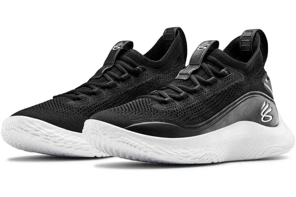 アンダーアーマー UNDER ARMOUR カリー8 Curry8 Silent FLOW（BLACK/WHITE/BLACK）【3023085-002】