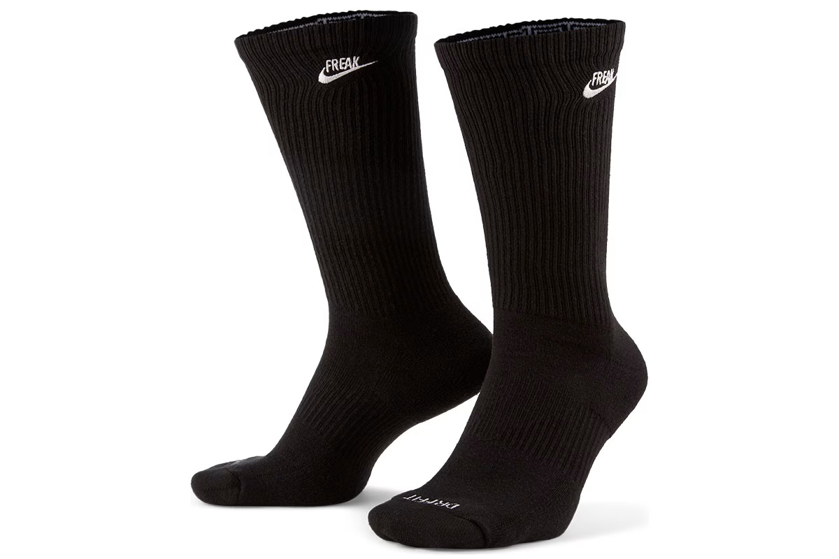 エブリデイ プラス クッションド ソックス ナイキ 【DA5065-010】 バスケ バッソク 靴下 ▲