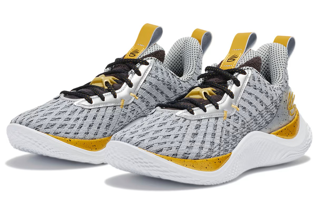 【SOLD OUT】Curry10 YOUNG WOLF カリー10 アンダーアーマー  【3026274-101】  バスケ バッシュ シューズ 靴 