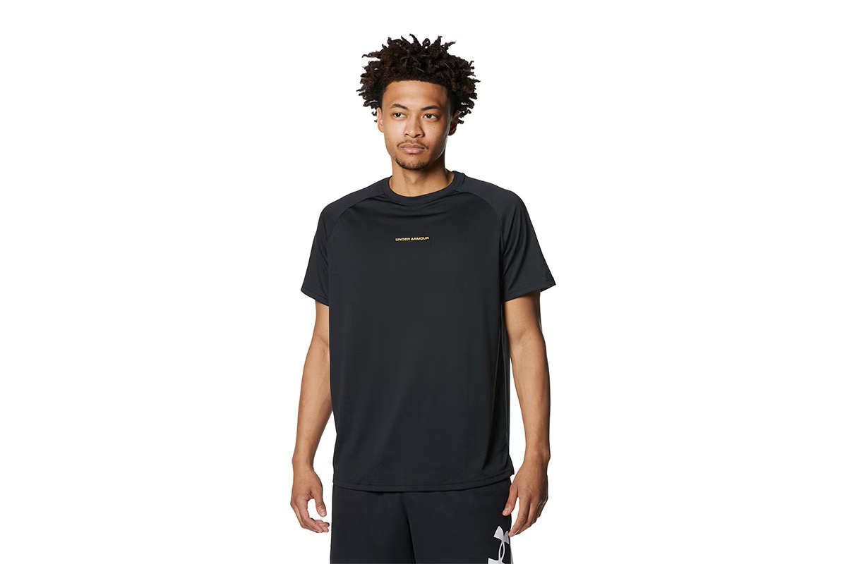 ロングショットショートスリーブTシャツ アンダーアーマー 【1371938-002】 バスケ tシャツ 半袖 練習